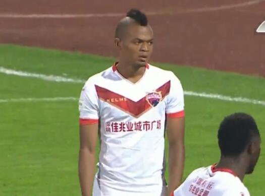 湿身诱惑