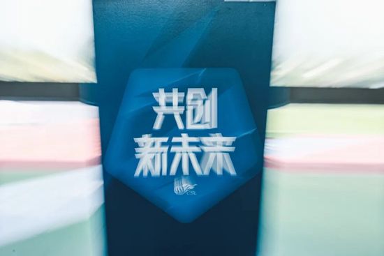 雪白肥腴的滚圆肥岳